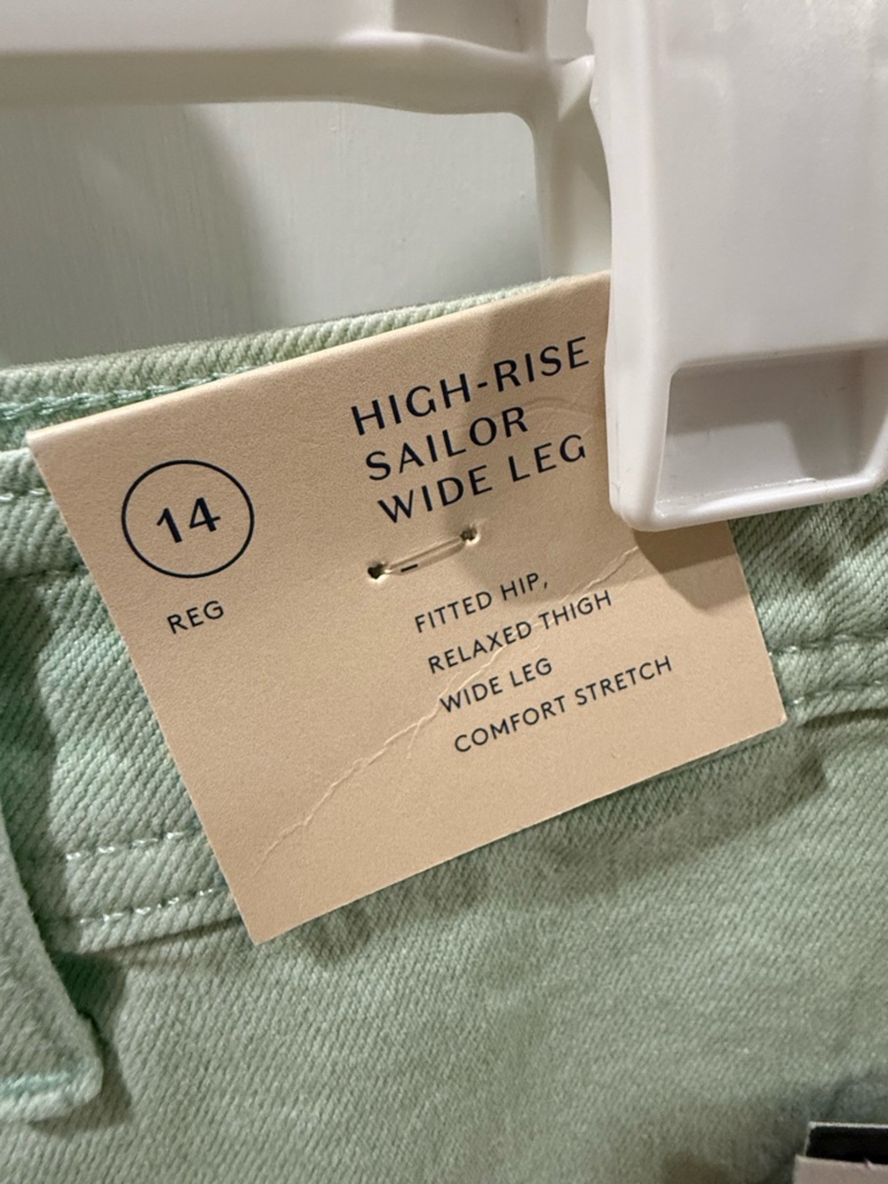 NWT Universal Threads Women’s Straight/Wide Leg Mint Green Pants/Jeans - Picture 3 of 6